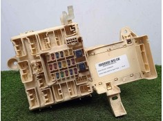 Recambio de caja reles / fusibles para lexus is200 (gxe10) sport cross referencia OEM IAM 8273153021 CON.TARAS 