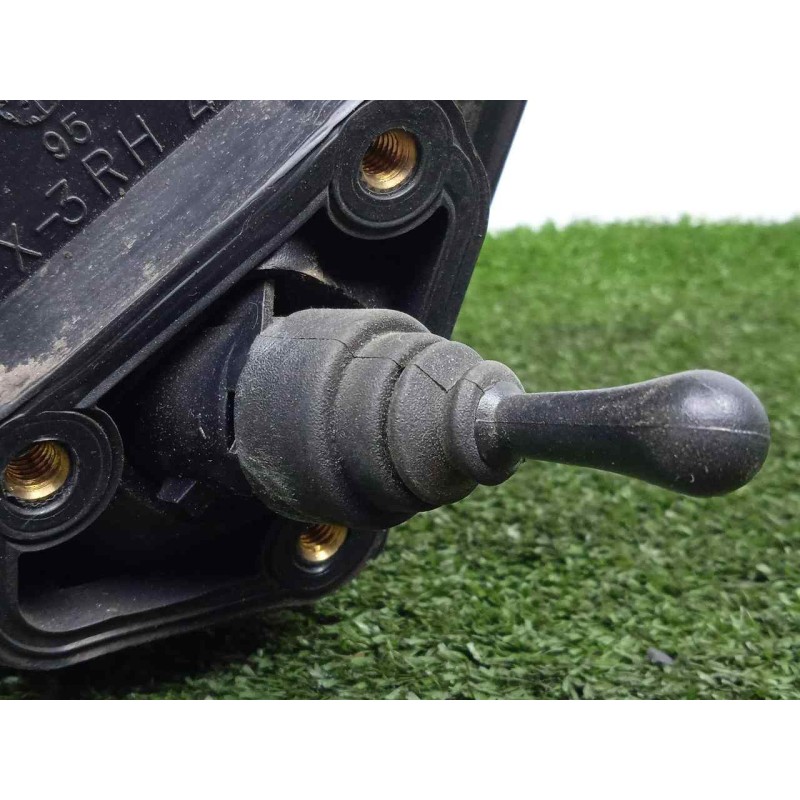 Recambio de retrovisor derecho para hyundai accent (x3) 1.3 cat referencia OEM IAM  MANUAL NEGRO