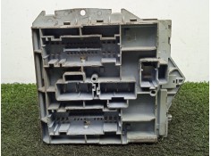 Recambio de caja reles / fusibles para fiat stilo (192) 1.9 referencia OEM IAM 46846109   2