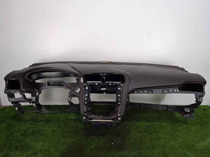 Recambio de salpicadero para ford mondeo lim. 1.5 ecoboost cat referencia OEM IAM 2327974-DS73F045P81CJ1F0Q CON.TARA 