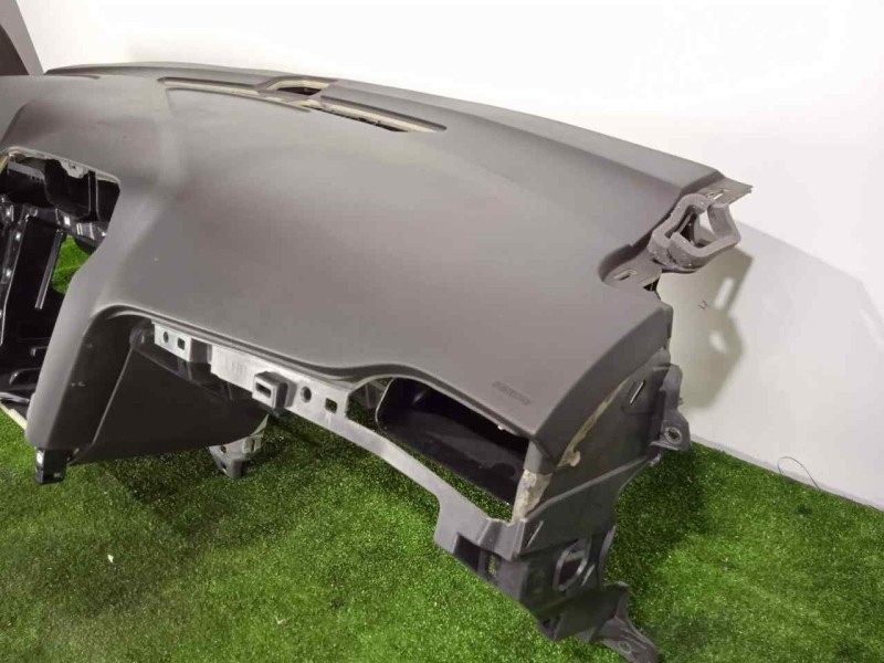 Recambio de salpicadero para ford mondeo lim. 1.5 ecoboost cat referencia OEM IAM 2327974-DS73F045P81CJ1F0Q CON.TARA 