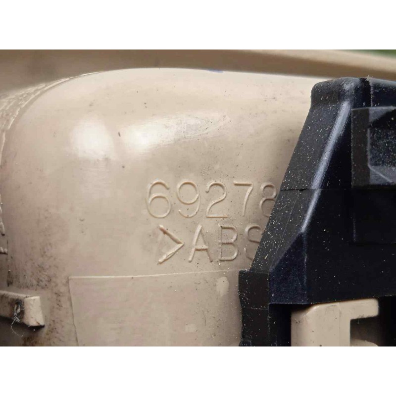 Recambio de maneta interior trasera izquierda para lexus is200 (gxe10) sport cross referencia OEM IAM 6920630150  