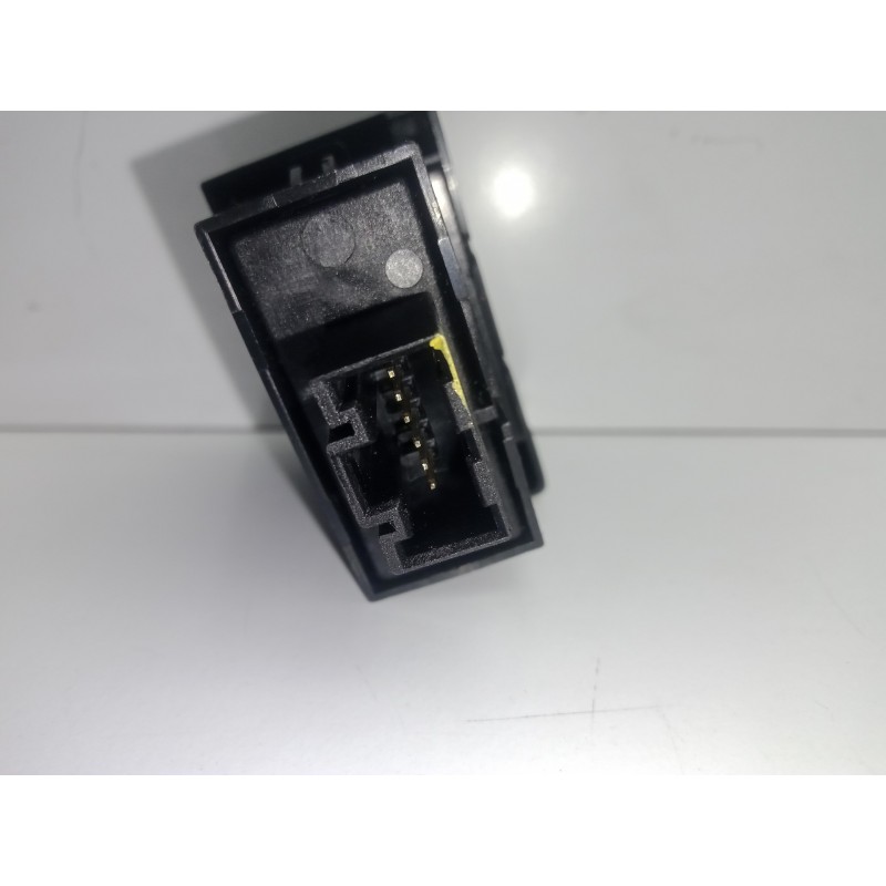 Recambio de interruptor para hyundai ix35 1.7 crdi cat referencia OEM IAM 937002S300-3830801000  
