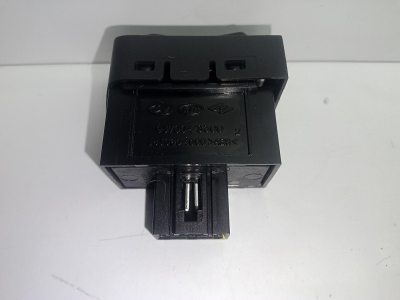 Recambio de interruptor para hyundai ix35 1.7 crdi cat referencia OEM IAM 937002S300-3830801000  