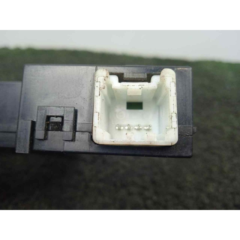 Recambio de sensor para mazda 3 berlina (bk) 1.6 cd diesel cat referencia OEM IAM BP4L661S1  