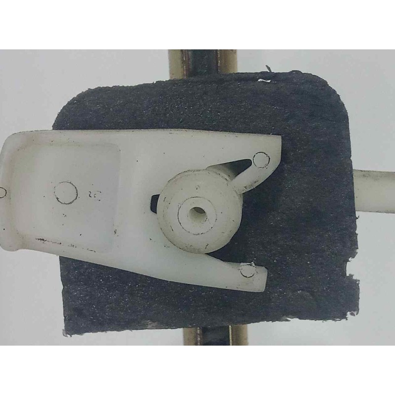 Recambio de elevalunas delantero izquierdo para iveco eurocargo 5.9 diesel referencia OEM IAM 12030600 MANUAL 