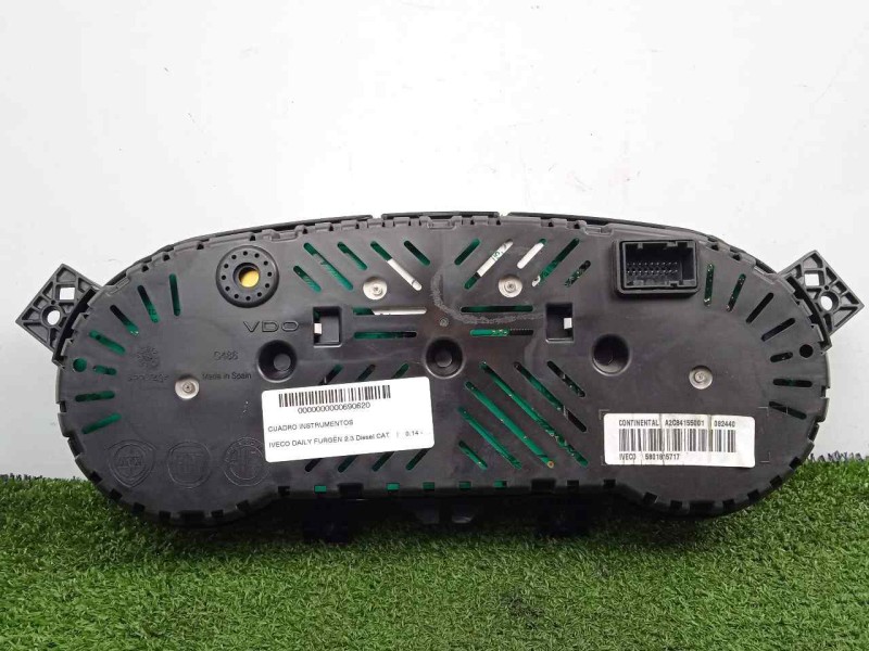 Recambio de cuadro instrumentos para iveco daily furgón 2.3 diesel cat referencia OEM IAM 5801815717  
