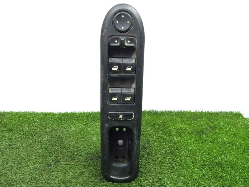 Recambio de mando elevalunas delantero izquierdo para peugeot 407 1.6 hdi referencia OEM IAM 96468704XT 4.BOTONES 