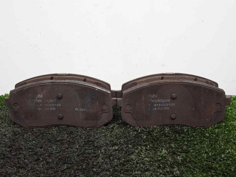 Recambio de pastillas frenos delanteras para hyundai i40 cw 1.7 crdi cat referencia OEM IAM 581013ZA10 Ø DISCO: 300MM 