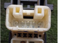 Recambio de mando elevalunas trasero derecho para toyota rav 4 2.2 d-4d cat referencia OEM IAM SINREFERENCIA   2