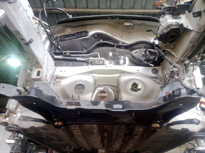 Recambio de puente delantero para citroën c4 lim. 1.6 blue-hdi fap referencia OEM IAM   