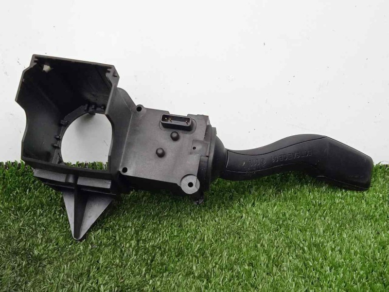 Recambio de mando luces para audi a4 avant (8e) 1.9 tdi referencia OEM IAM 4E0953513A  