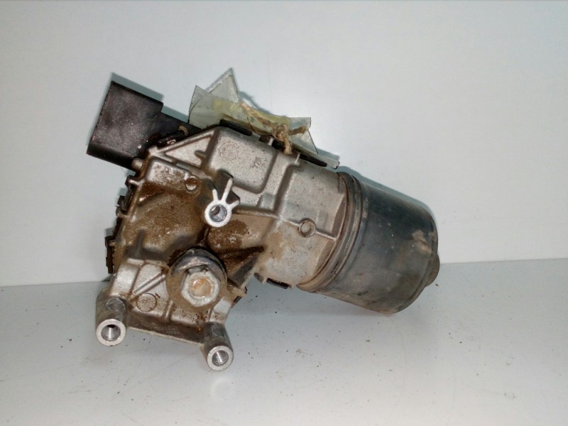 Recambio de motor limpia delantero para seat ibiza (6l1) referencia OEM IAM 6Q2955119A-0390241526 BOSCH 4 PINES