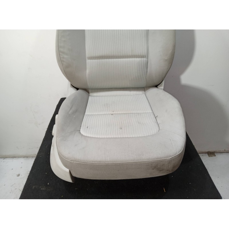 Recambio de asiento delantero derecho para audi a4 ber. (b8) 1.8 16v tfsi referencia OEM IAM   