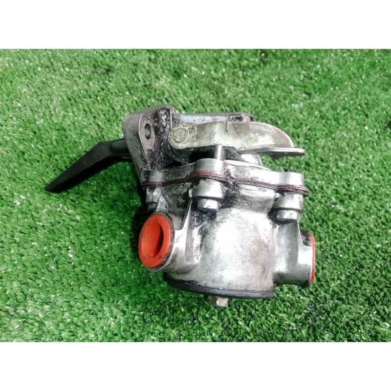 Recambio de bomba combustible para man m 2000 l/m 2000 m 14.xxx e2 6.9 diesel referencia OEM IAM 7136548 BOMBA GASOIL 