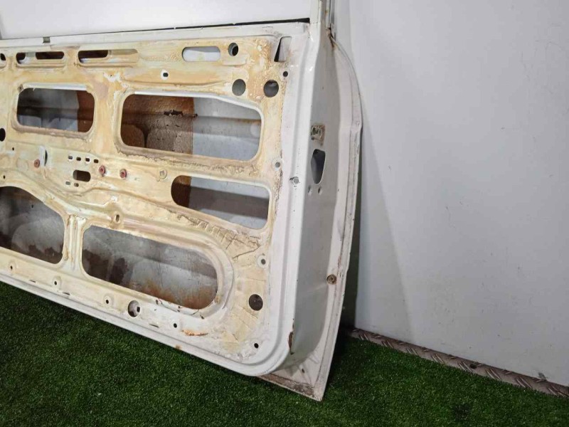 Recambio de puerta delantera derecha para bmw serie 3 (e21) 1.6 referencia OEM IAM 41511875662-41511838058 BLANCO 