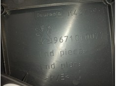 Recambio de guarnecido puerta trasera derecha para peugeot 308 1.6 hdi fap referencia OEM IAM 9671010077-96710102ZD   2