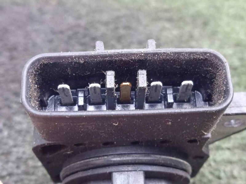 Recambio de caudalimetro para toyota corolla verso (r1) 2.2 turbodiesel cat referencia OEM IAM 222040N010-MB1974003070 5.PINES D