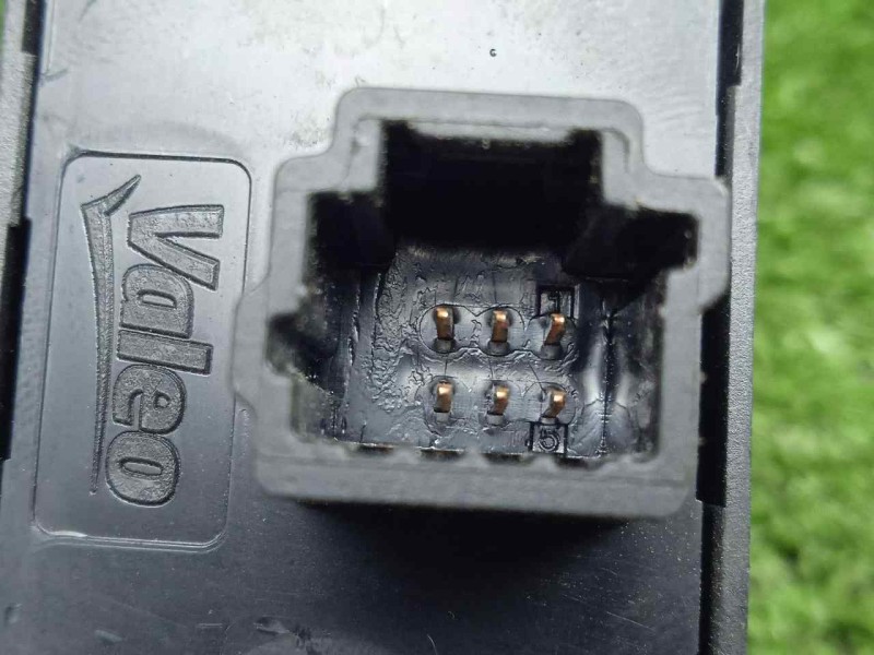 Recambio de warning para dacia dokker 1.5 blue dci diesel fap cat referencia OEM IAM 252905668R 6.PINES 