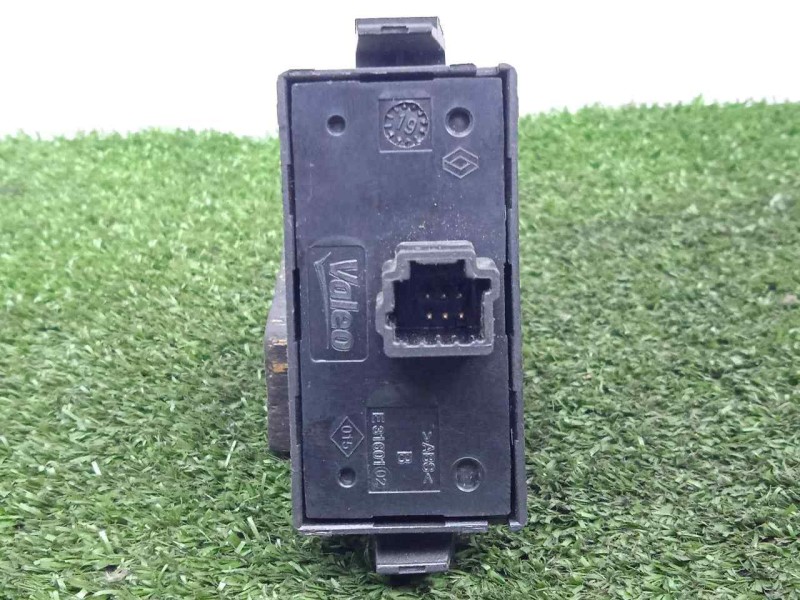 Recambio de warning para dacia dokker 1.5 blue dci diesel fap cat referencia OEM IAM 252905668R 6.PINES 