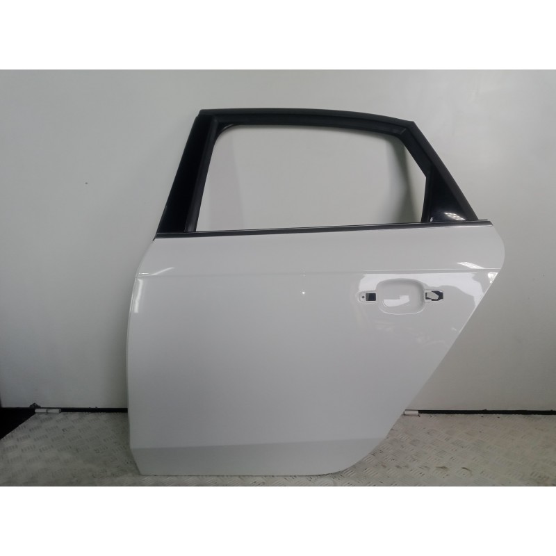 Recambio de puerta trasera izquierda para audi a4 ber. (b8) 1.8 16v tfsi referencia OEM IAM   BLANCO