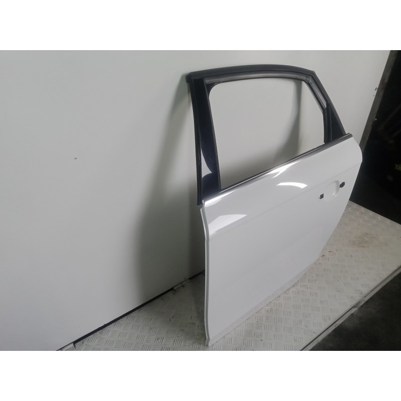 Recambio de puerta trasera izquierda para audi a4 ber. (b8) 1.8 16v tfsi referencia OEM IAM   BLANCO