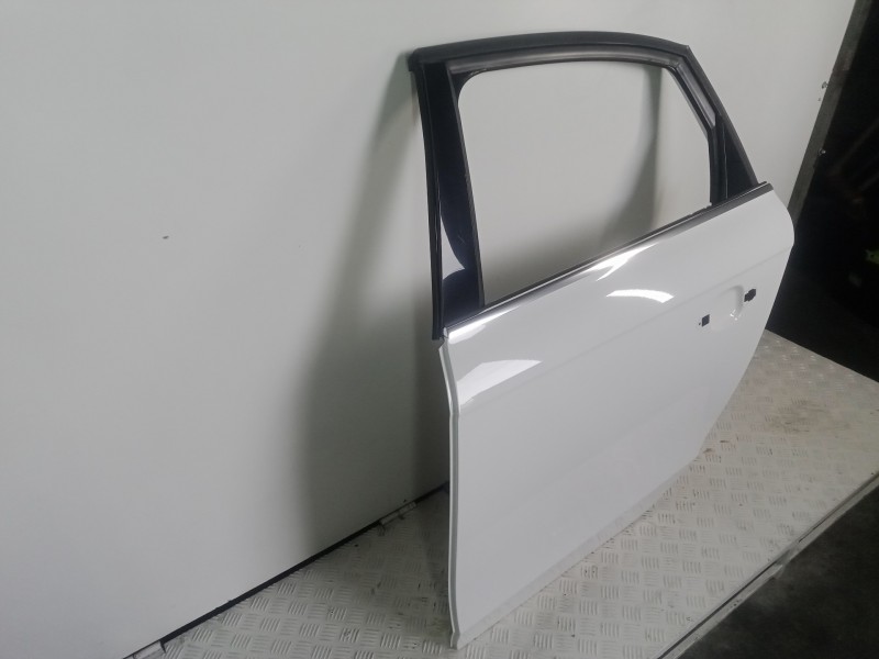 Recambio de puerta trasera izquierda para audi a4 ber. (b8) 1.8 16v tfsi referencia OEM IAM   BLANCO