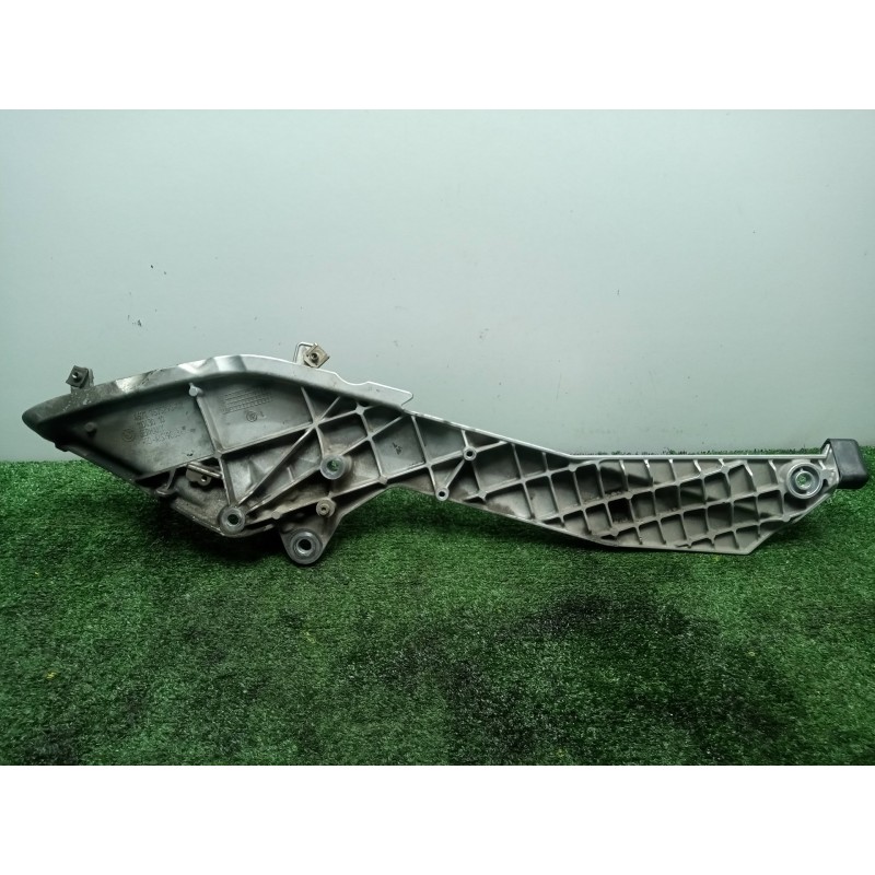 Recambio de posapie para bmw r 1200 rt/st referencia OEM IAM 46717675289 DERECHO K26 - 05-10