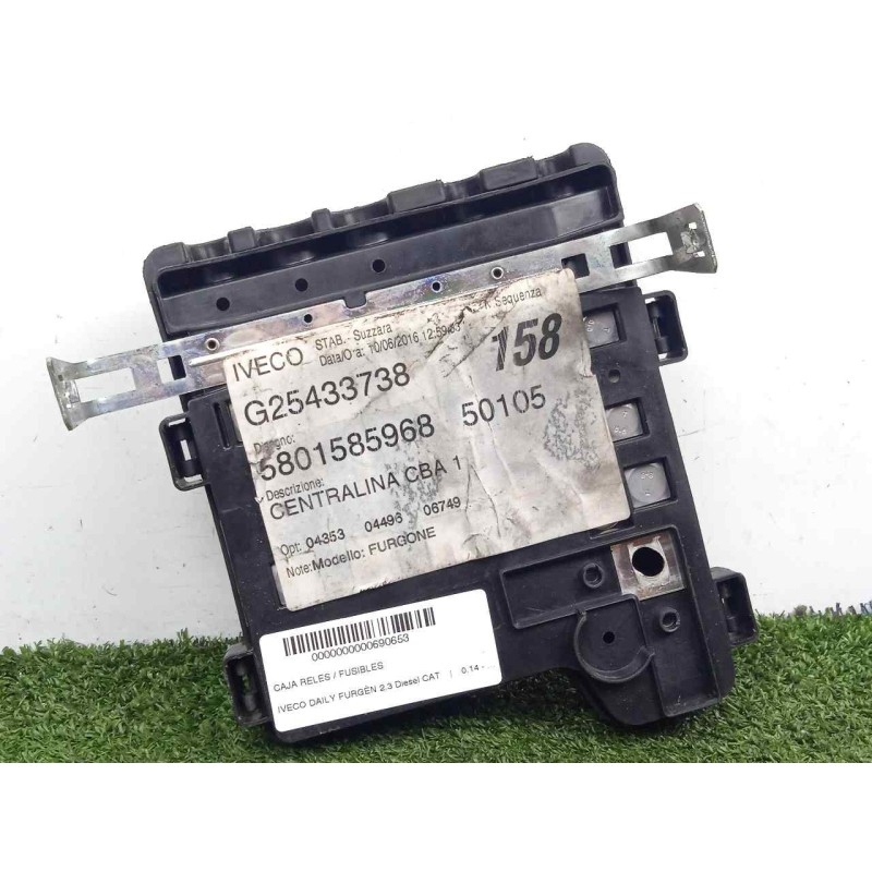 Recambio de caja reles / fusibles para iveco daily furgón 2.3 diesel cat referencia OEM IAM 5801585968  