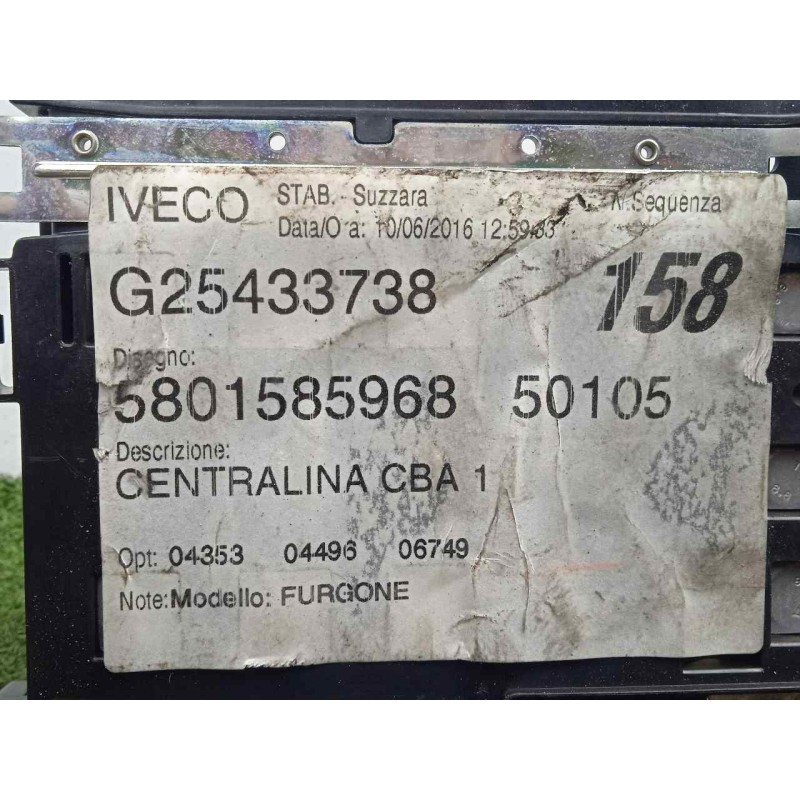 Recambio de caja reles / fusibles para iveco daily furgón 2.3 diesel cat referencia OEM IAM 5801585968  