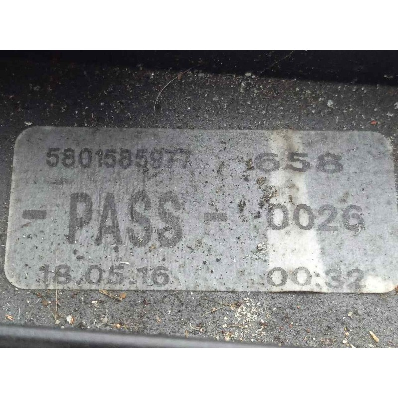 Recambio de caja reles / fusibles para iveco daily furgón 2.3 diesel cat referencia OEM IAM 5801585977  