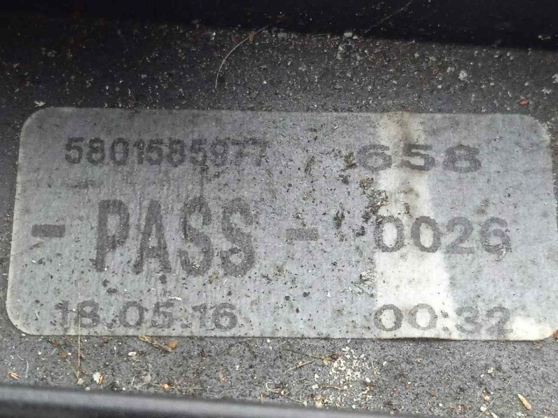 Recambio de caja reles / fusibles para iveco daily furgón 2.3 diesel cat referencia OEM IAM 5801585977  