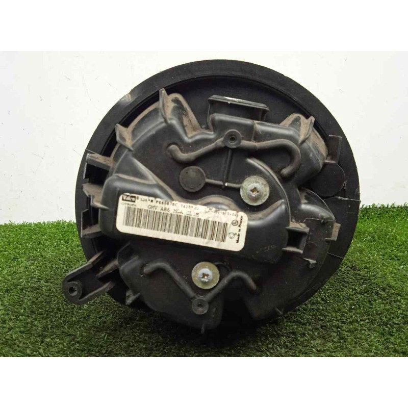 Recambio de motor calefaccion para peugeot 1007 1.4 hdi referencia OEM IAM F665878C  Ø DIAMETRO: 146MM