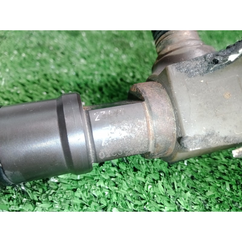 Recambio de inyector para toyota hilux (kun) referencia OEM IAM 236700E020 DENSO 2.PINES