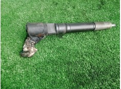 Recambio de inyector para toyota hilux (kun) referencia OEM IAM 236700E020 DENSO 2.PINES