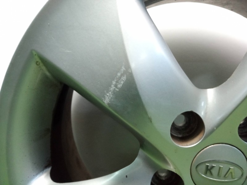 Recambio de llanta para kia carens (un) 2.0 crdi referencia OEM IAM 529101D300 17´´PULGADAS LLANTAS - LLANTA