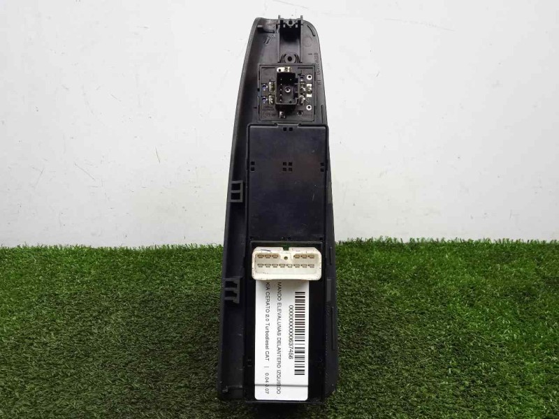 Recambio de mando elevalunas delantero izquierdo para kia cerato 2.0 turbodiesel cat referencia OEM IAM SINREFERENCIA 4.BOTONES 