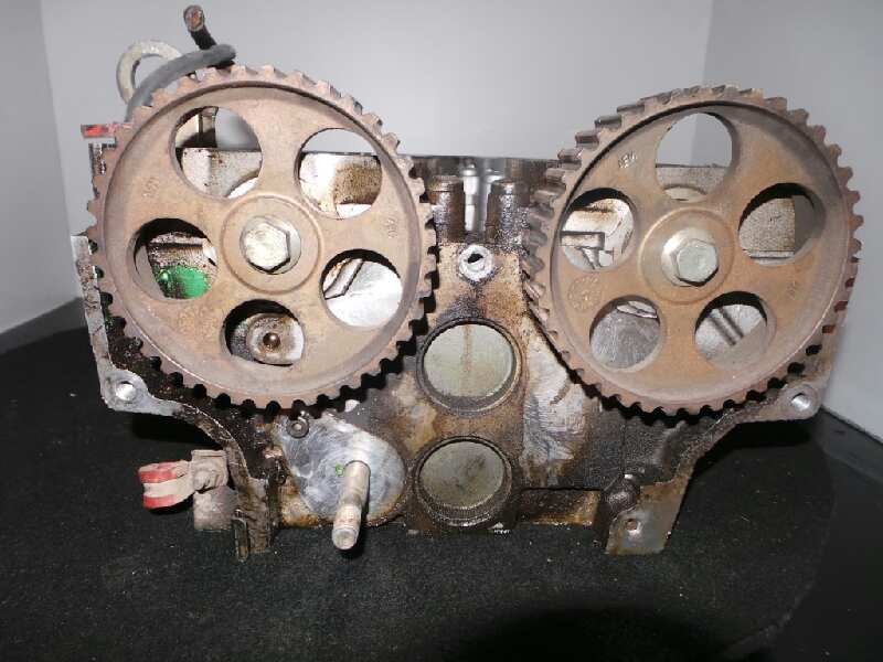 Recambio de culata para renault 19 1.8 16v referencia OEM IAM 9464FDP  