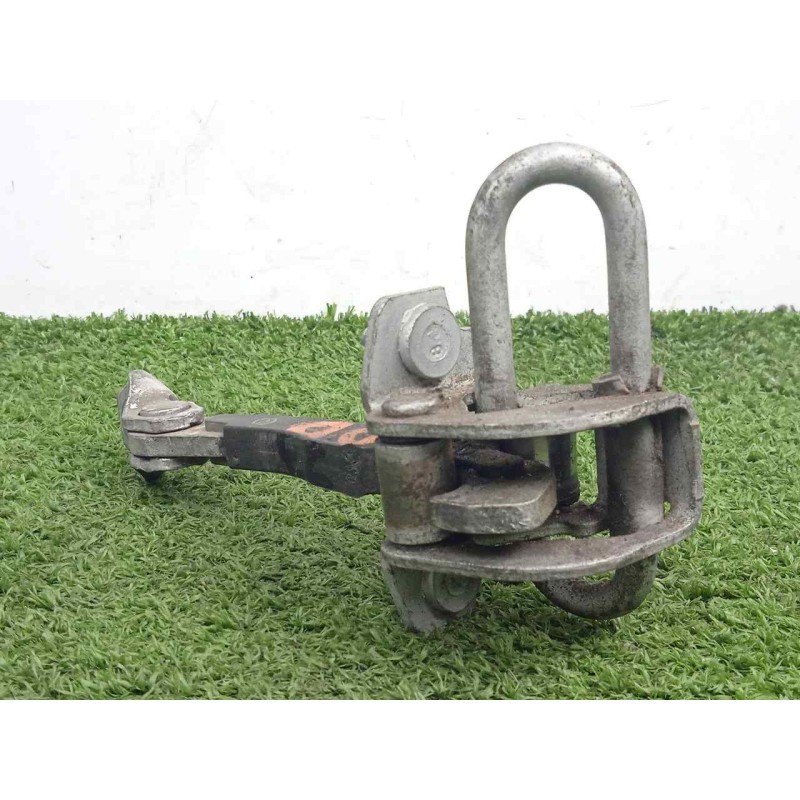 Recambio de retenedor puerta para iveco daily furgón 2.3 diesel cat referencia OEM IAM 3800395 DELANTERA.DERECHA 