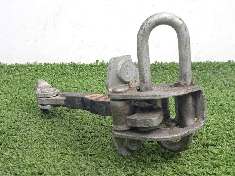 Recambio de retenedor puerta para iveco daily furgón 2.3 diesel cat referencia OEM IAM 3800395 DELANTERA.DERECHA 