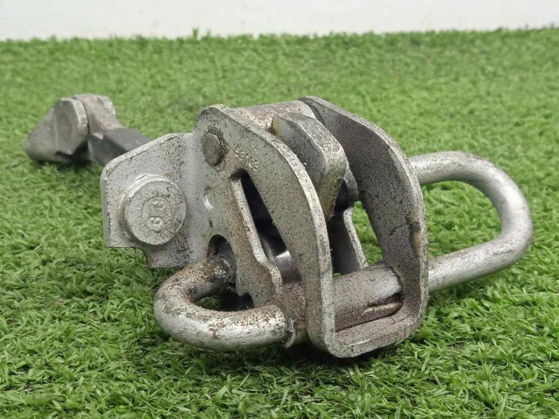 Recambio de retenedor puerta para iveco daily furgón 2.3 diesel cat referencia OEM IAM 3800395 DELANTERA.DERECHA 