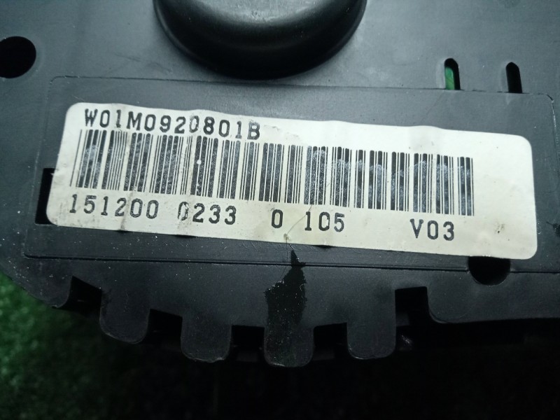 Recambio de cuadro instrumentos para seat leon (1m1) 1.9 tdi referencia OEM IAM 110080074015-W01M0920801B VDO 3.CONECTORES