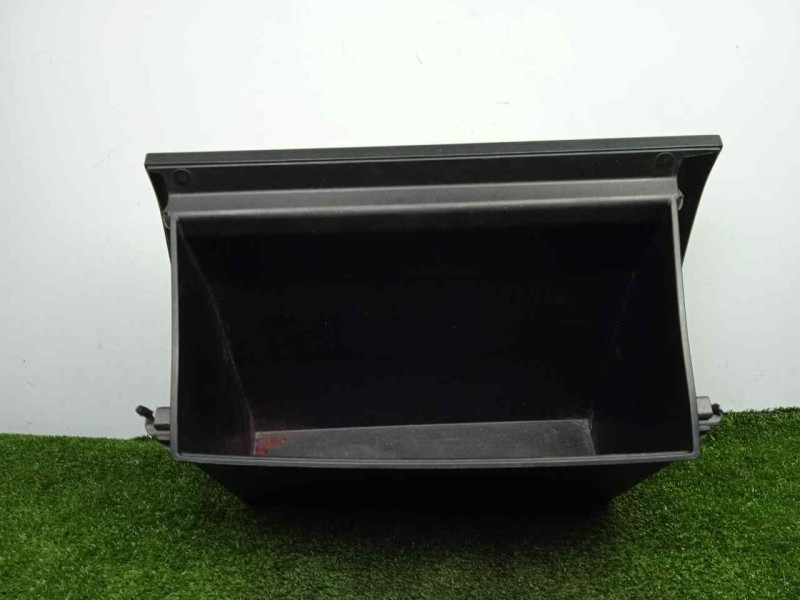 Recambio de guantera para toyota land cruiser (j15) 3.0 turbodiesel cat referencia OEM IAM 5550160230C0  