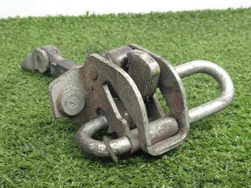 Recambio de retenedor puerta para iveco daily furgón 2.3 diesel cat referencia OEM IAM 3800395 DELANTERO.IZQUIERDO 