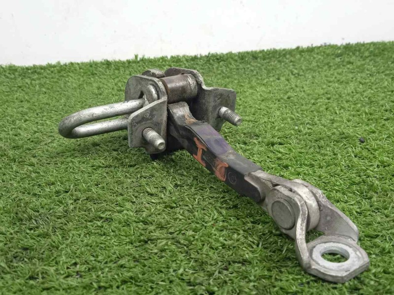 Recambio de retenedor puerta para iveco daily furgón 2.3 diesel cat referencia OEM IAM 3800395 DELANTERO.IZQUIERDO 