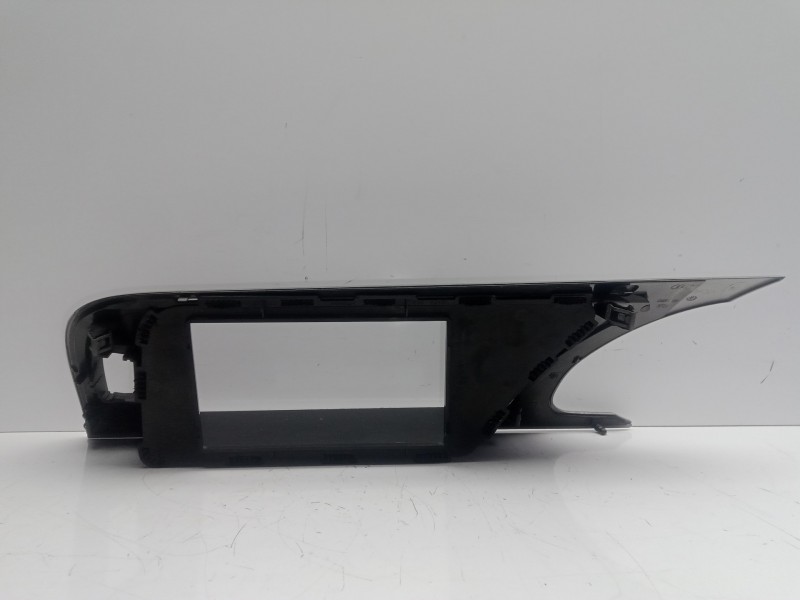 Recambio de moldura para audi a5 coupe (8t) 2.7 v6 24v tdi referencia OEM IAM 8T1857186D-8T1857186  