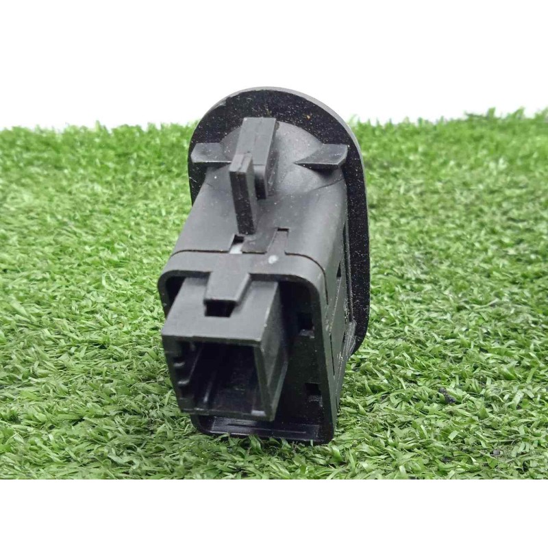 Recambio de mando elevalunas delantero derecho para peugeot 1007 1.4 hdi referencia OEM IAM SINREFERENCIA  