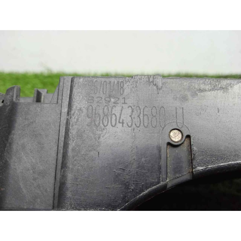 Recambio de maneta exterior trasera derecha para opel crossland x 1.2 referencia OEM IAM 9686433680 ROJO 