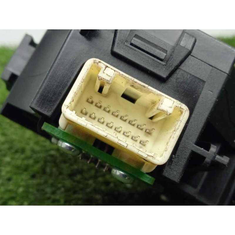 Recambio de mando limpia para mazda 2 lim. (de) 1.3 16v cat referencia OEM IAM DF7166128  