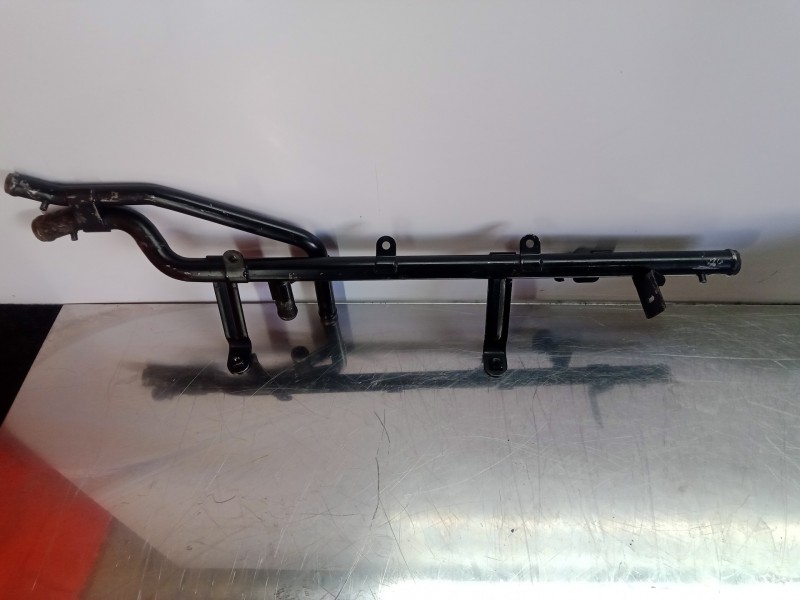 Recambio de tubo para volkswagen touareg (7la) 2.5 tdi referencia OEM IAM 121065C  